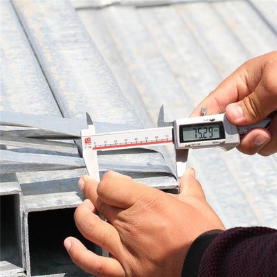 Outlet Q235 Hot Dipped Galvanized Square Steel Pipe for Multiple Diameters ±1% Tolerance