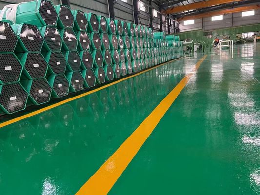 Section Shape ROUND Stainless Steel Pipes in 316 316L 304 304L with Customizable Alternatives